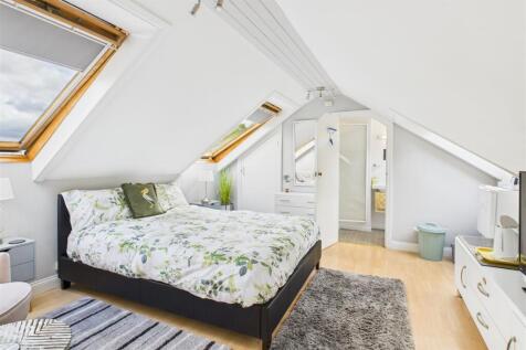 Top Bedroom.