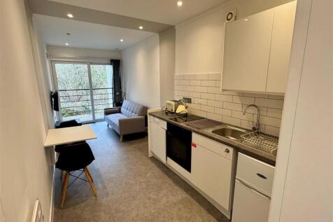 15 Drydock Kitchen