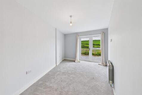 Lower Floor Bedroom