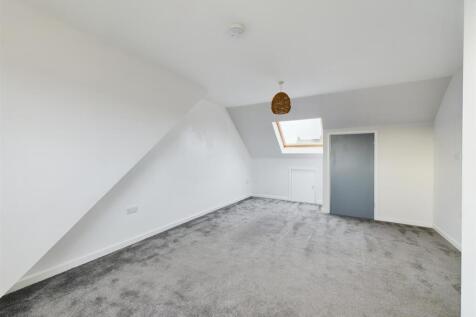 Flat 4, 12 Higher Tower Road Lounge