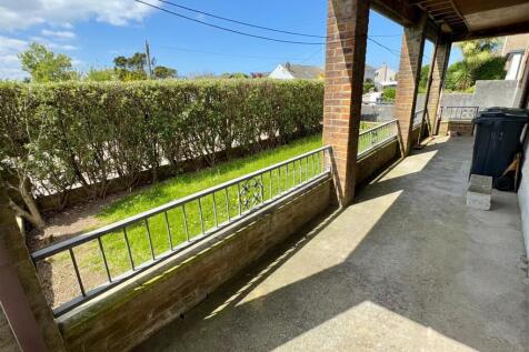 1 Wayside Court Garden