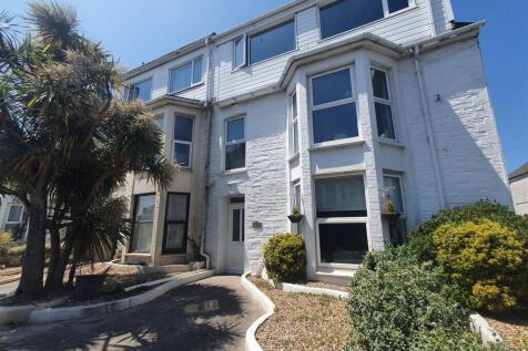 5 Sunset Apartments
