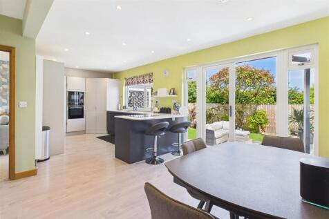 Dining Kitchen.jpg