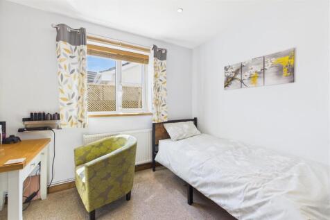 Bedroom 2.jpg