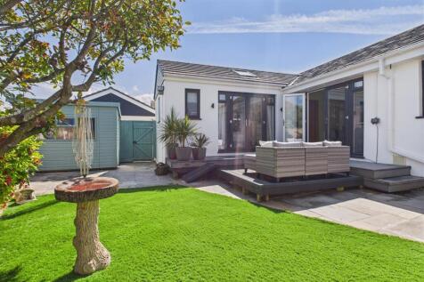 Garden and Rear elevation.jpg