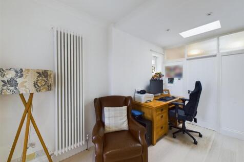 Hallway Office