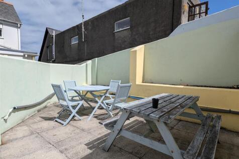 3A &amp; 3B Seating Area