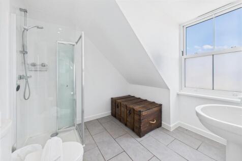 Bed 2 En-Suite