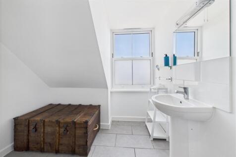 Bed 2 En-Suite