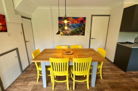 70 Parc Godrevy Kitchen