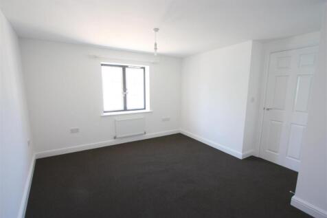 30 Stret Constantine Bedroom 1