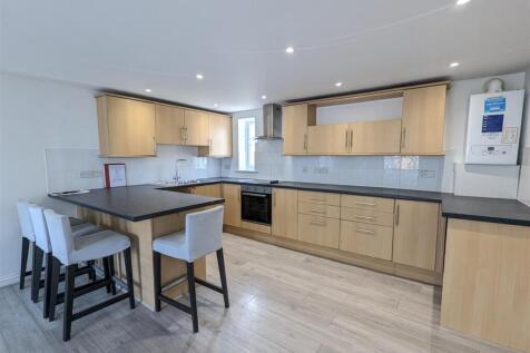 1 Chegwin Court Kitchen