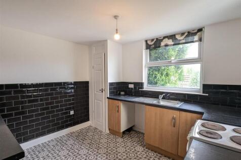 42 Hawkins Kitchen