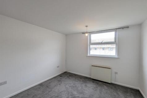 42 Hawkins Bedroom 2