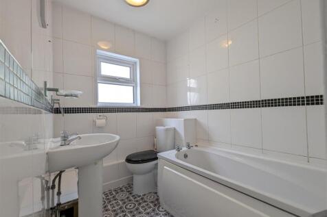 42 Hawkins Bathroom