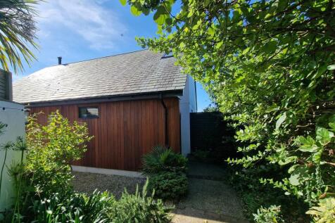 125a Mount Wise