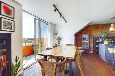 Dining Area.