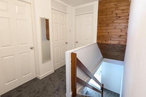 39 Quintrell Close Landing