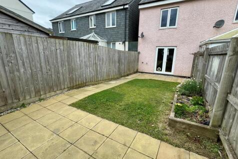 13 Cavendish Crescent Garden