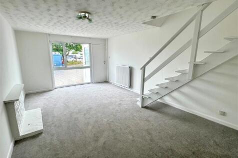 43 Pendragon Crescent Lounge