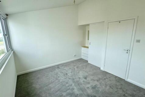 43 Pendragon Crescent Bedroom 2