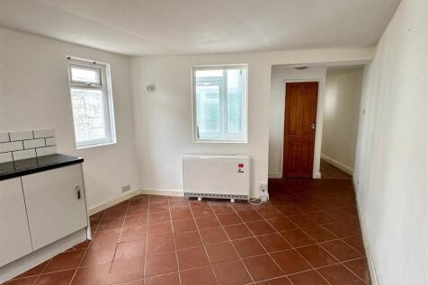 6 Beacon Road Kitchen