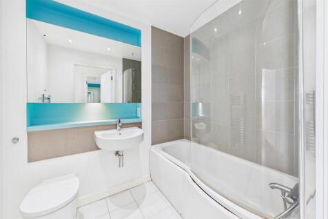 Bathroom.jpg