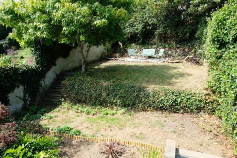 Trezise Garden