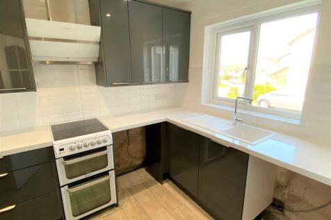5 Tremear Green Kitchen