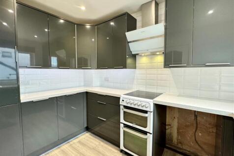 5 Tremear Green Kitchen