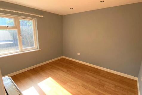 5 Tremear Green Bedroom 3 (Ground Floor)