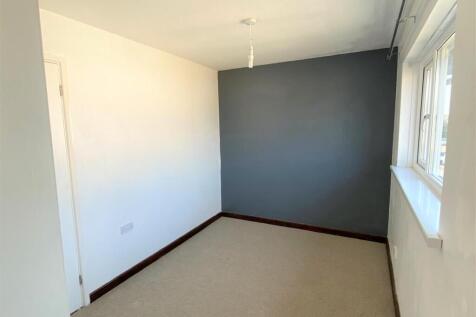 5 Tremear Green Bedroom 2