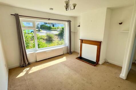 10 Lewarne Road Dining Room