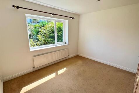 10 Lewarne Road Bedroom 1
