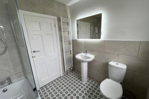 2 Bonython Road Bathroom