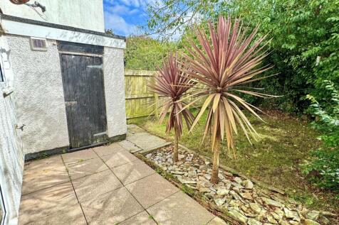 56 Calshot Close Garden