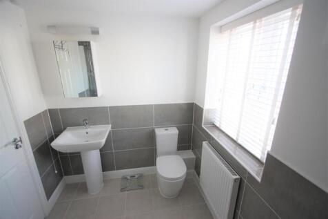 3 Bownder Corbenic Bathroom
