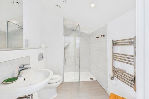 En Suite 2.jpg