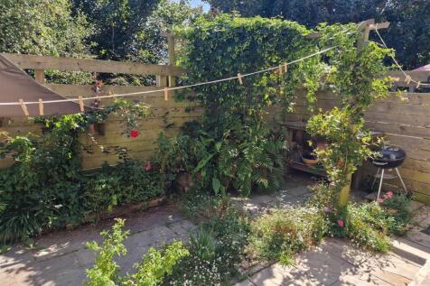Garden 2.jpg