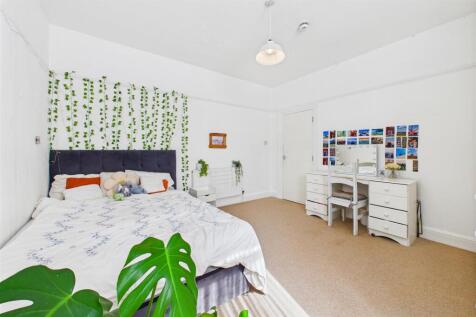 FF Bedroom 2