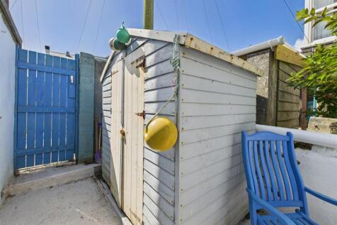 Rear Garden storage