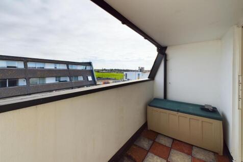 20 Chester Court Rear Balcony