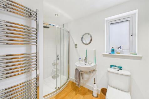 First Floor Bathroom