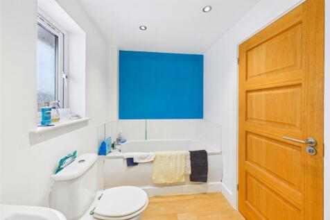 First Floor Bathroom