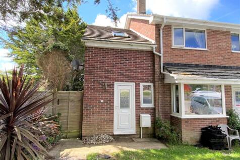 1a Pydar Close