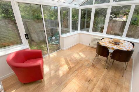 1a Pydar Close Conservatory
