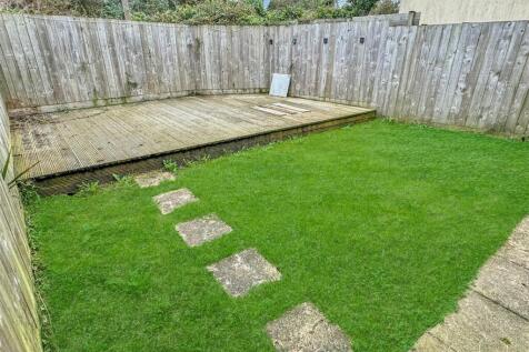 7 School Close Garden