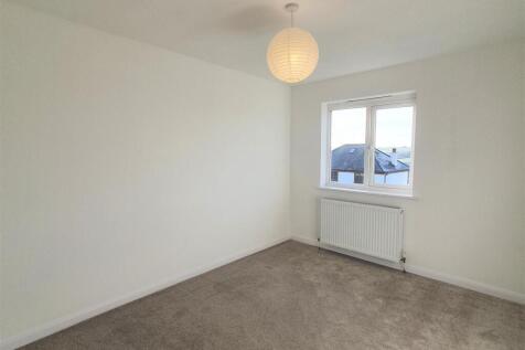 8 Luxon Drive Bedroom 1