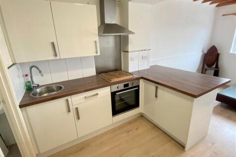 Flat 3, 1 Trenance Road Kitchen