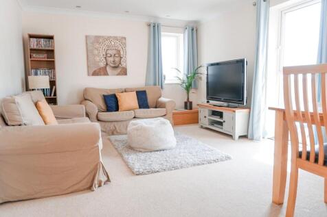 4 Trehellan Heights Lounge
